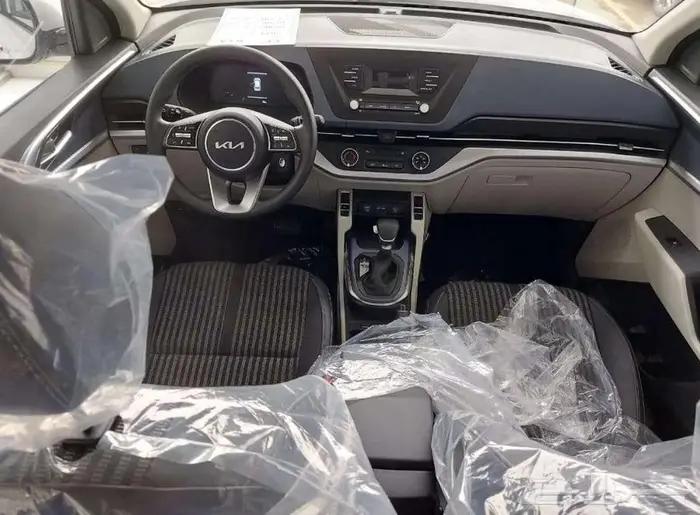 كيا كارينز 2025 استندر مطور باسعار متميزة جدا للكاش 8