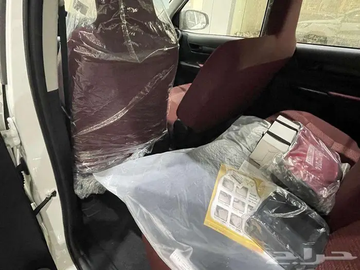 تويوتا هايلوكس GL غمارتين بدون دبل ديزل قير عادي 2025 13