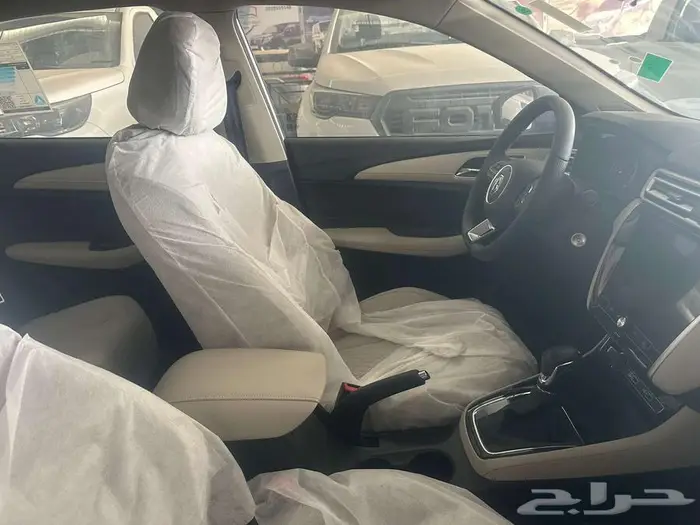 ام جي 5 ستاندر موديل 2025 كاش وتمويل جميع البنوك 4