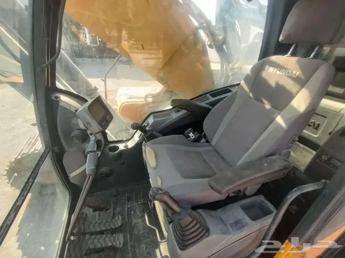 بوكلين حفار Hyundaiموديل Roblex480LC-9Sللبيع 19