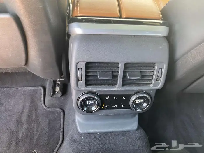 رينج روفر فيلار موديل 2021 17