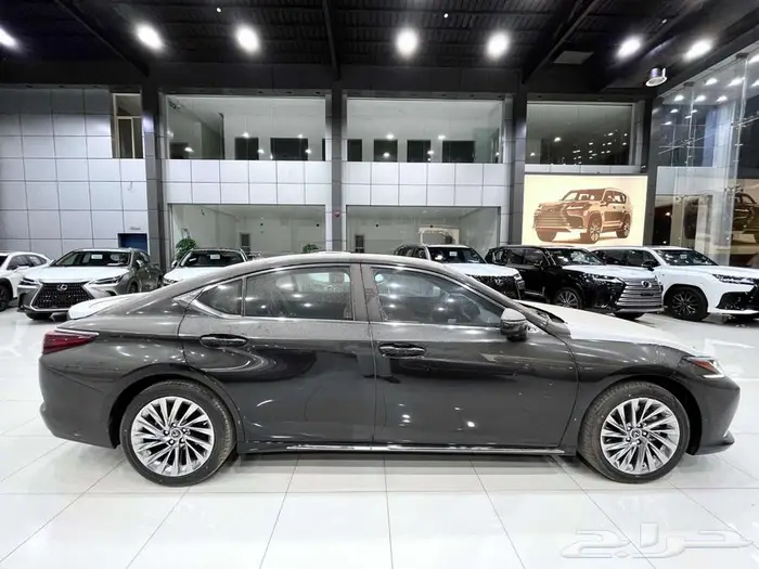 لكزس ( ES 350 CC ) موديل 2025 أقل الأسعار 5
