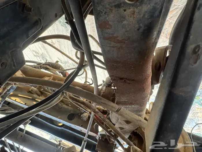 دينة وايت ايسوزو 2000 0