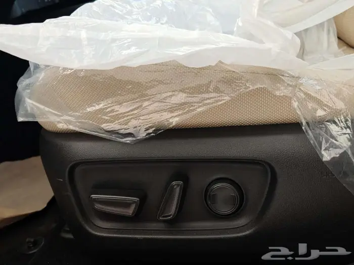 كامري E Plus هايبرد 2025 اسود 116500عرض خااص شامل الضريبة 10