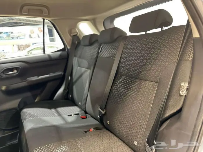 بقسط يبدأ من 1035ريال احصل على تويوتا رايز استاندر 2026 15