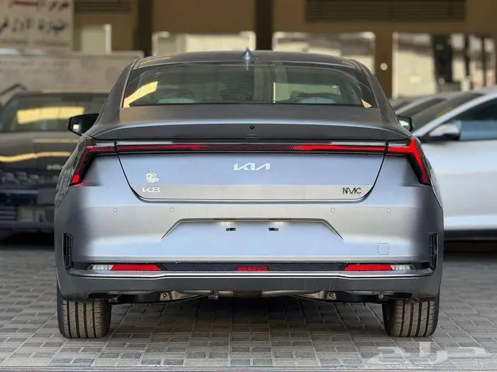 كيا k8 2026 ستاندر 5