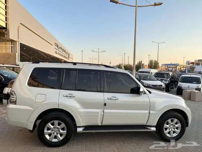 ميتسوبيشي باجيرو 2018 4