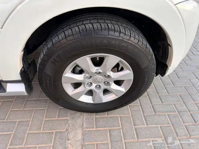 ميتسوبيشي باجيرو 2018 5