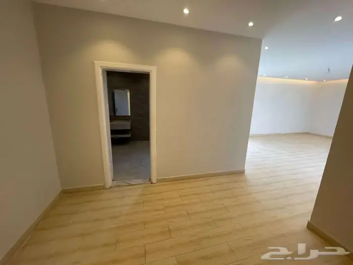 فيلا مستقله سكني تجاري للايجار ف حي المنارات مخطط الاجهوري 5