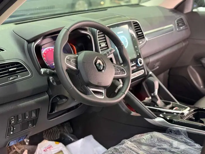 بقسط يبدأ من 1440 ريال احصل على رينو كوليوس 2025 فل كامل 5