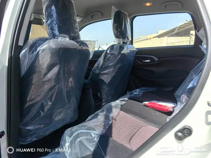 تويوتا اوربان كروزرGLموديل 2025 28