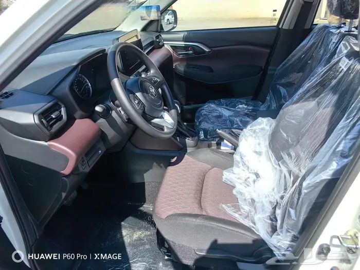 تويوتا اوربان كروزرGLموديل 2025 31