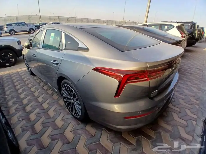 فاو بيستون B70 بريميوم 2024 3