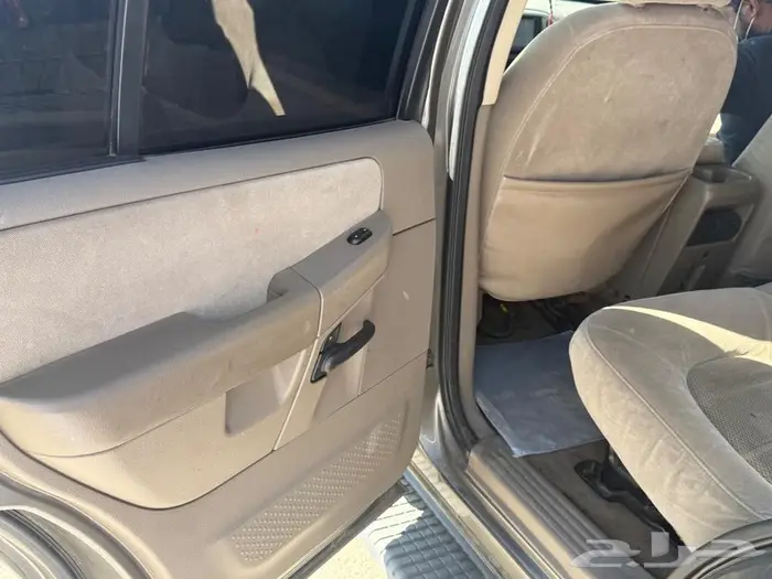 اكسبلور 2005 دبل 7