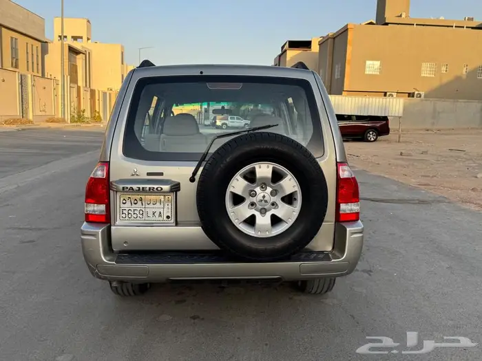 جيب باجير ميتسوبيشي 5