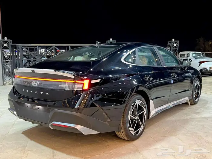 هيونداي سوناتا موديل2026 متوفر جميع الفئات لدى خالد للسيارات 5