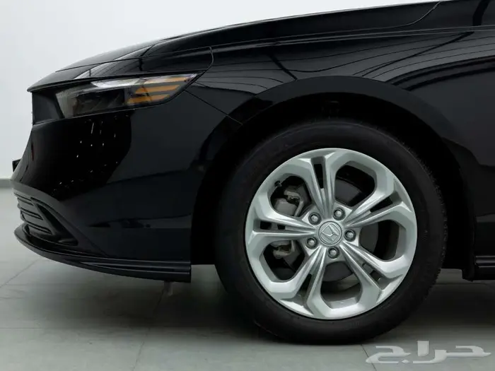 هوندا اكورد LX ستاندر 2025 تصميم يلفت الانظار 4