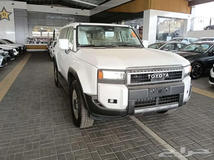 تويوتا برادوا TXL3 بنزين ابيض م 2025 - سعودي 0