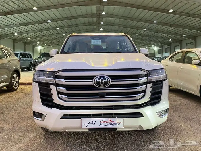 تويوتا جكسار L4 سعودي بنزين ابيض 2025 ( لوحات ) 0