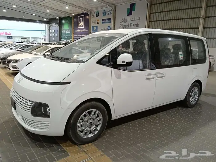 هيونداي ستاريا 9 ركاب ديزل اتوماتيك م 2025 - سعودي 2