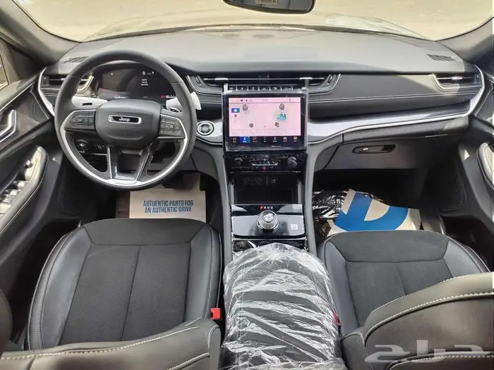 جيب قراند شروكي 2023 محرك 3.6 التيتيود ضمان الوكيل 6