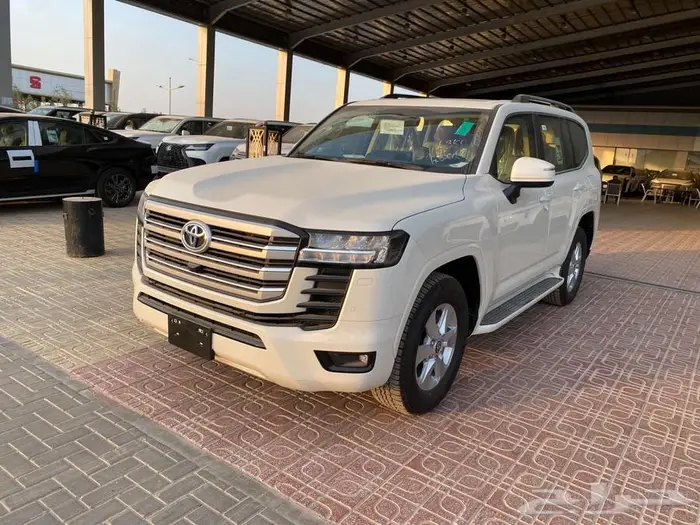 تويوتا لاند كروزر GXRL2 موديل 2025 1