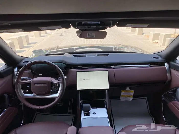رنج روفر SE V8 موديل 2025 Black Edition 15