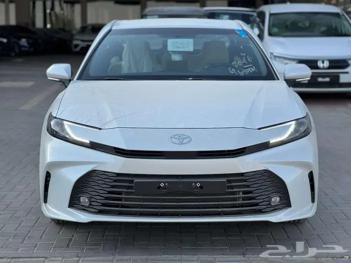 تويوتا كامري E هايبرد موديل 2025 - صادر لوحات 0