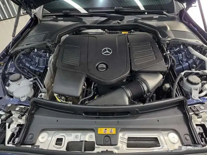 مرسيدس C200 2024 - وارد كوريا 5