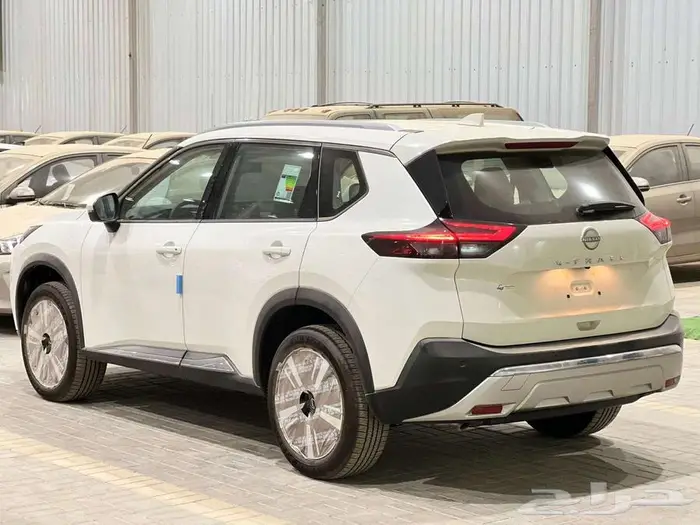 نيسان اكستريل فل كامل موديل 2025 13