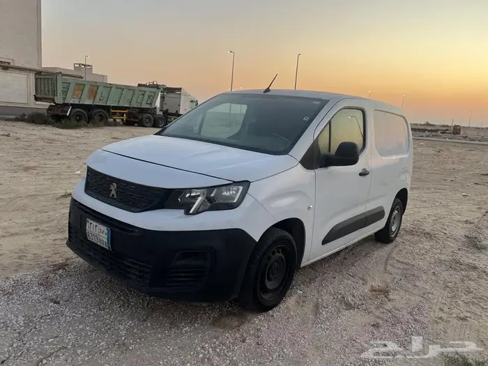 2023 بيجو بارتنر ديزل 2