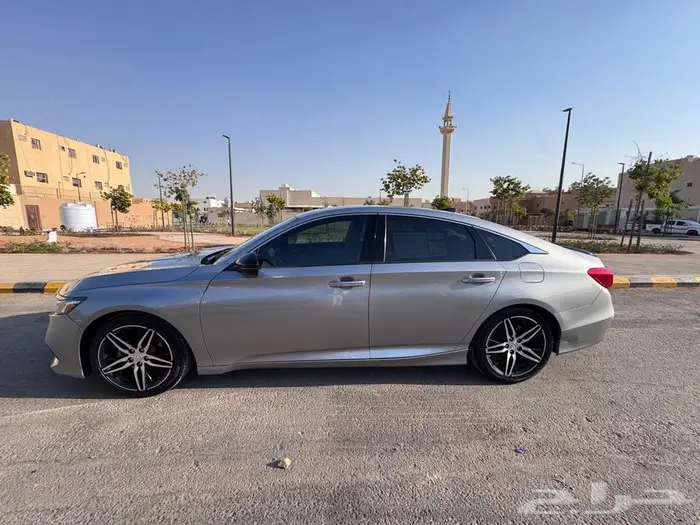 هوندا اكورد سبورت 2022 باسمي وكالة 9