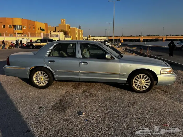 فورد جراند ماركيز 2008 7