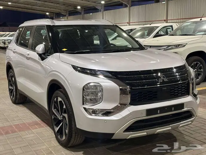 عرض خااص ميتسوبيشي اوتلاندر نص فل موديل 2025 1