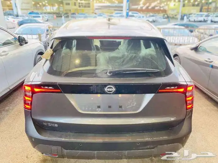 نيسان كيكس ستاندر 2025 4