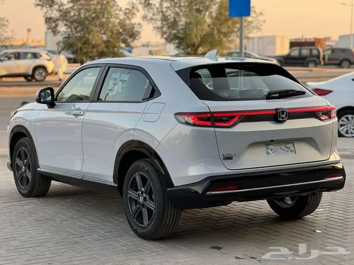 هوندا EX -HR-V فل كامل 2024- عرض خاص نهاية العام 16