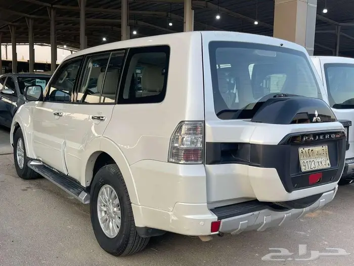 باجيرو 2015 20