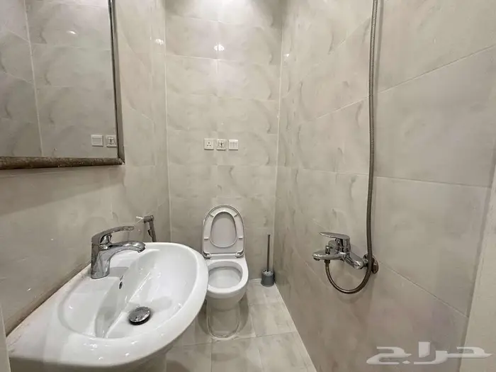 شقه غرفه وصاله للايجار بحي ظهره لبن 3