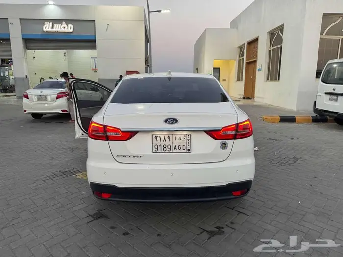 فورد اسكورت 2020 6