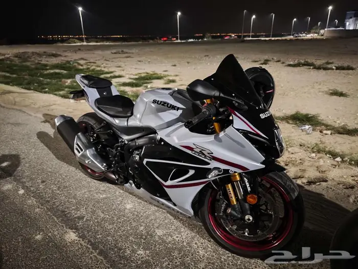 1000RR ريس 2024 دراجة جديده ممشى 800 كيلو فقط 0