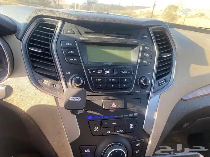 سنتافي 2015 أربعة سلندر 10