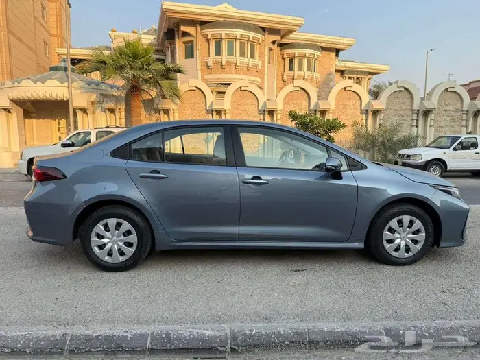 كورولا 2022 العداد 119 بحاله ممتازه مكينه 2.0 2