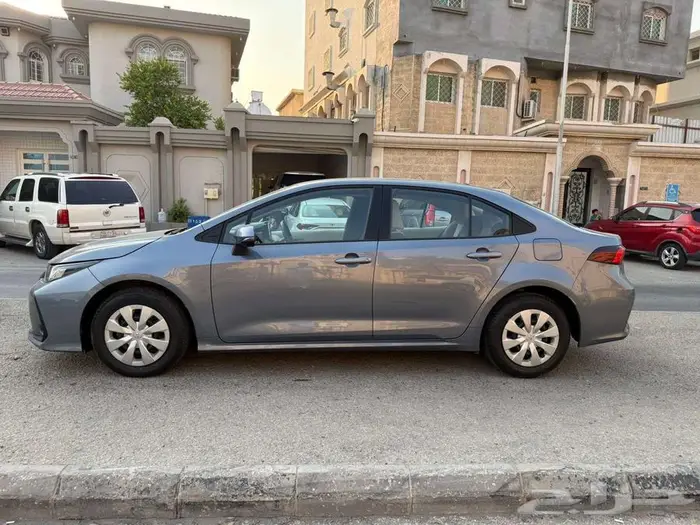 كورولا 2022 العداد 119 بحاله ممتازه مكينه 2.0 8