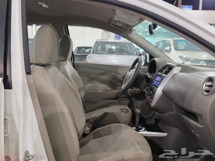 نيسان صني 2023 فل (( تم البيع )) 10