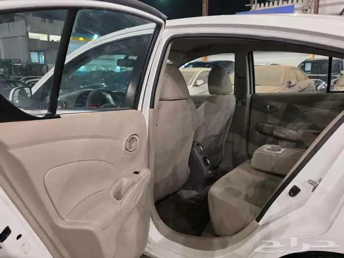 نيسان صني 2023 فل (( تم البيع )) 15