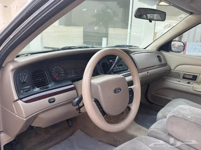 فورد فكتوريا 2011 توكيلات الجزيرة 14