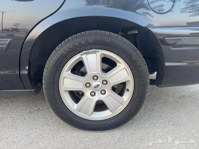 فورد فكتوريا 2011 توكيلات الجزيرة 34