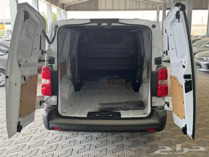 بيجو اكسبيرت بضاعة توماتيك 2026 اقل سعر 5