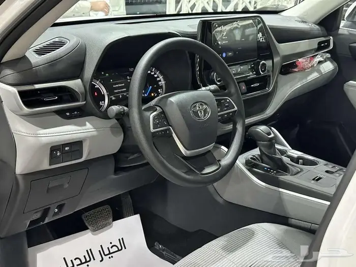 تويوتا هايلاندر LE 4X2 هايبرد 2025 9