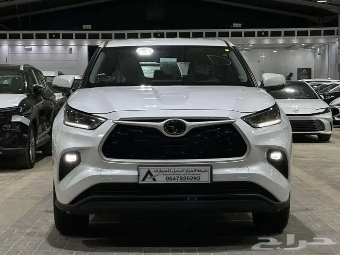 تويوتا هايلاندر LE 4X2 هايبرد 2025 0